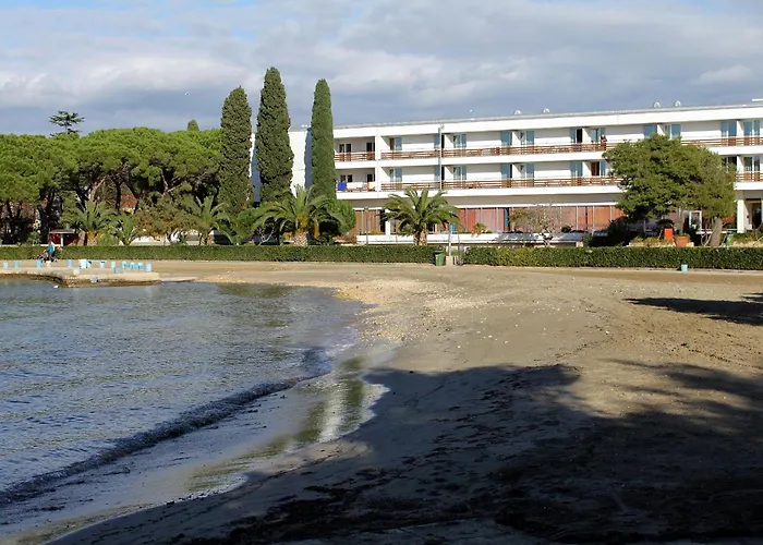 With Parking Spaces - 5816 Apartamento